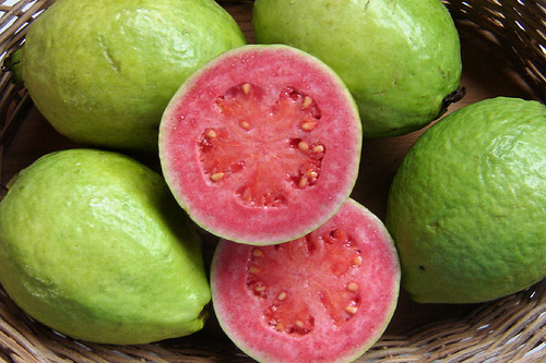 Discover the Amazing Benefits of Guava for Your Health and Wellbeing