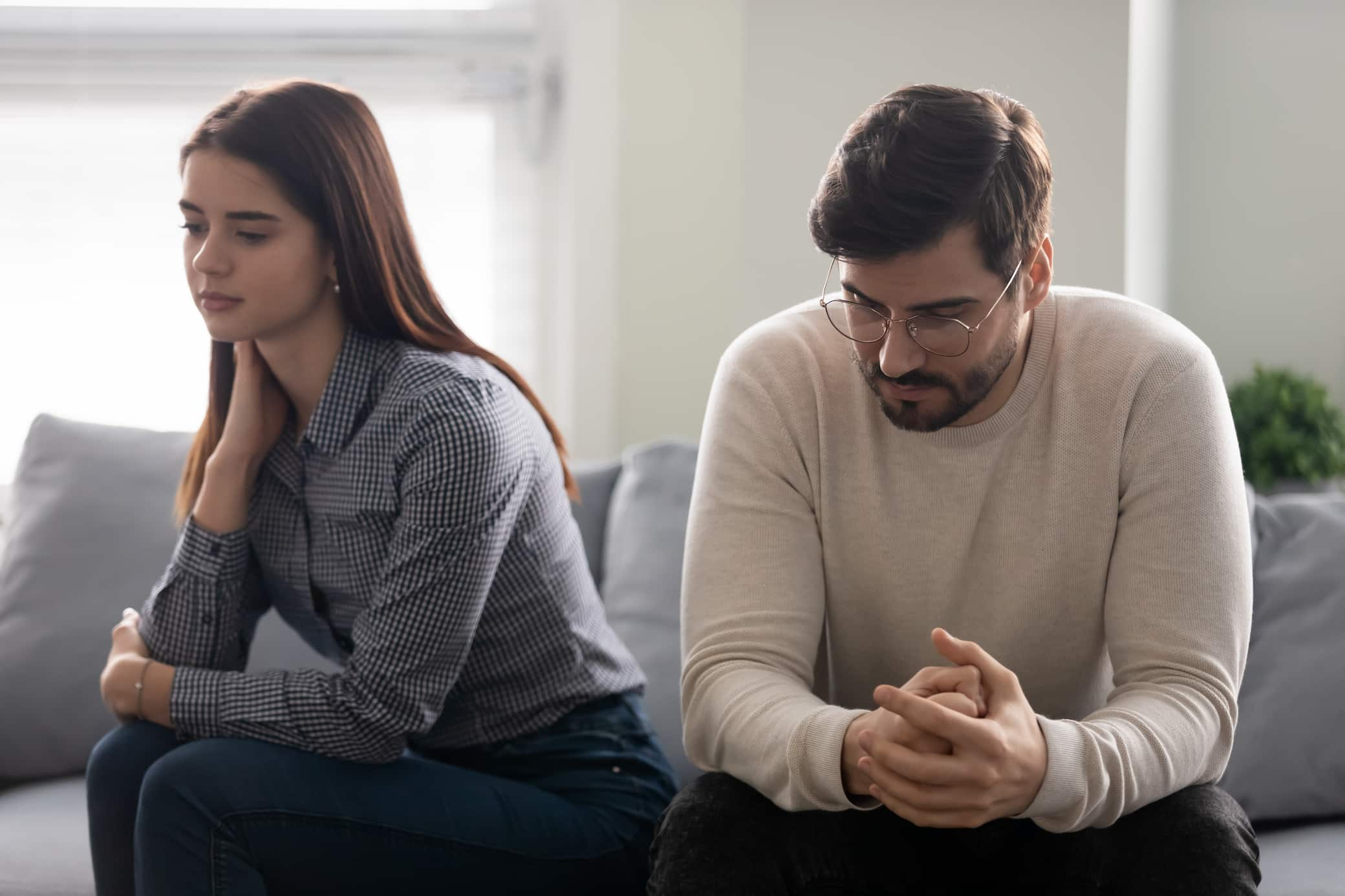 Navigating the Challenges of Relationship Anxiety - How to Handle Relationship Anxiety Effectively