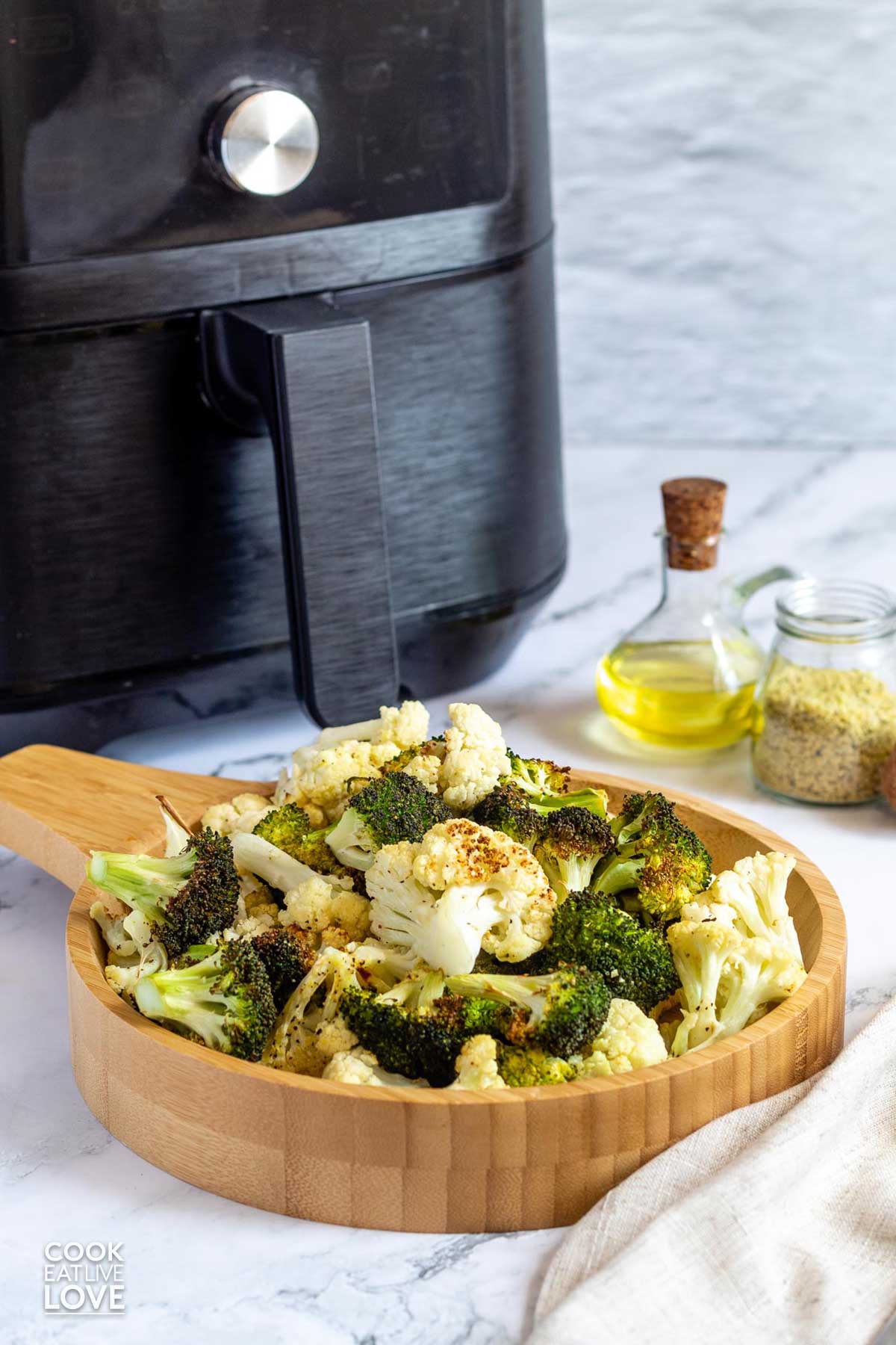 Cook Broccoli and Cauliflower - Mastering the Art of Delicious Nutrition