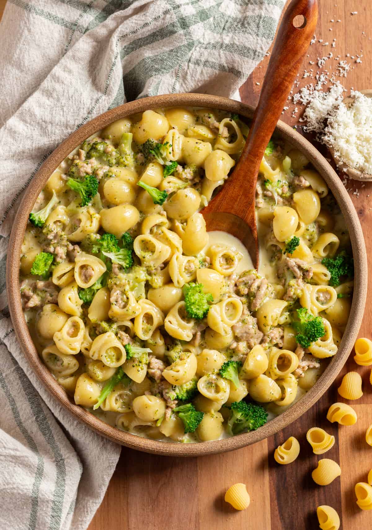 Unveiling the Perfect Blend - A Delicious Pasta and Broccoli Recipe